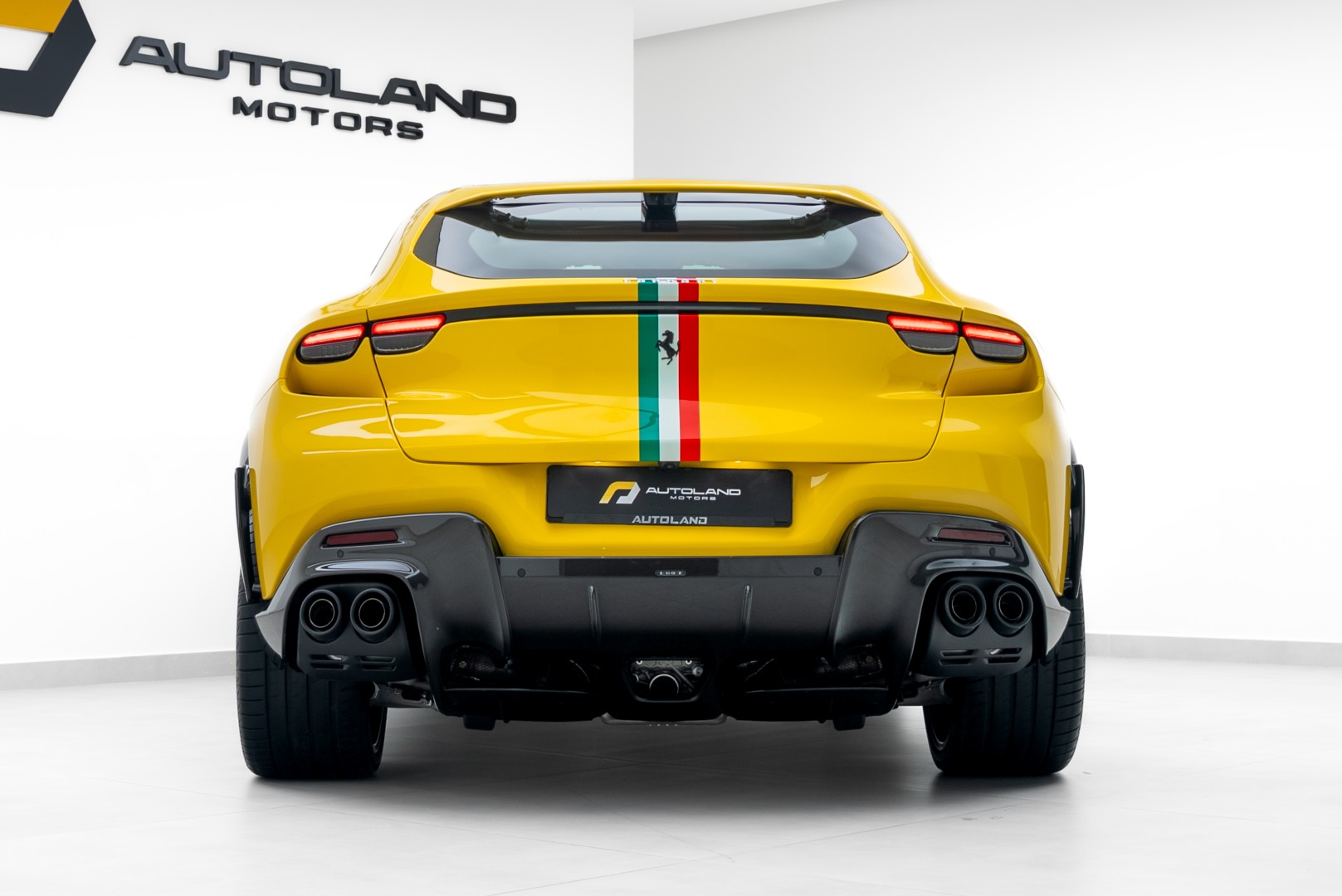 2025 FERRARI PUROSANGUE | FULL CARBON | MAIN DEALER SERVICE | HIGH SPECS |